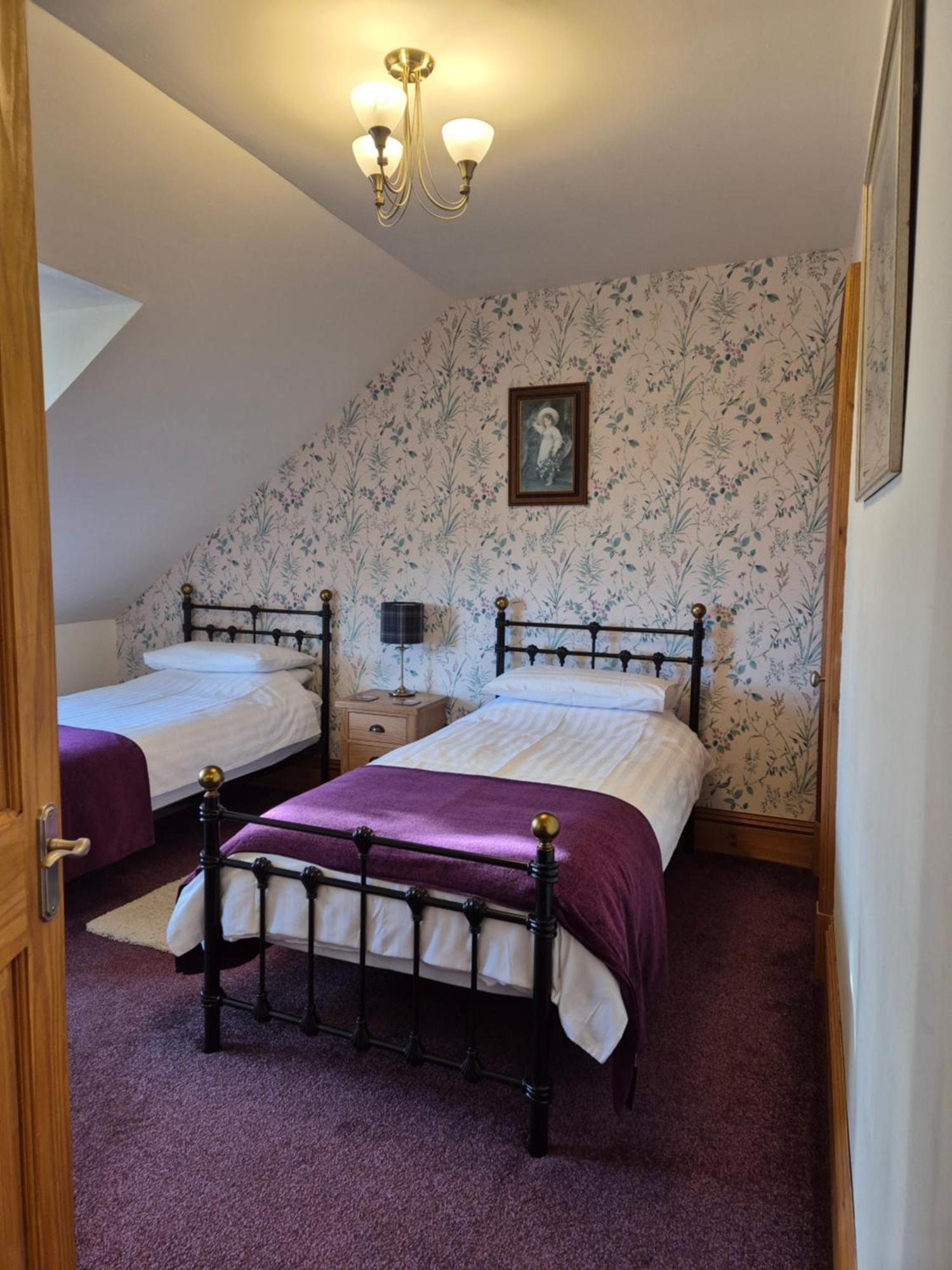 The Old Convent Holiday Apartments حصن أوغسطس المظهر الخارجي الصورة