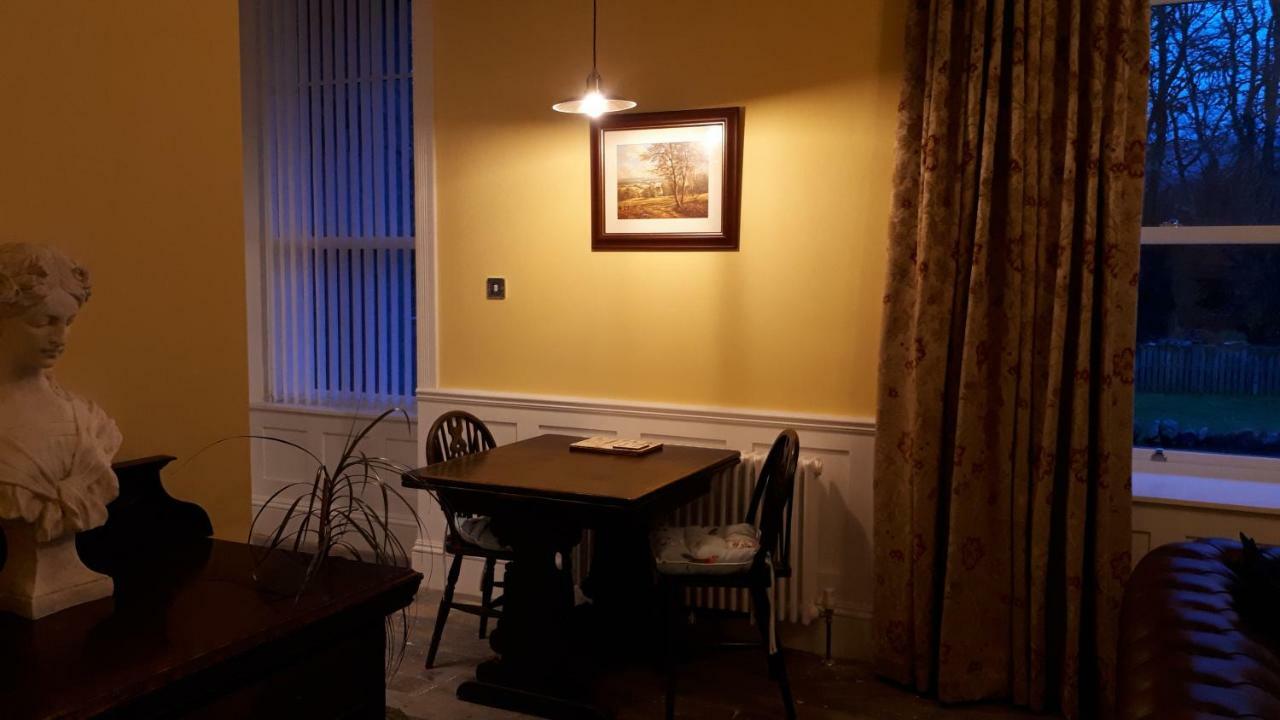 The Old Convent Holiday Apartments حصن أوغسطس المظهر الخارجي الصورة