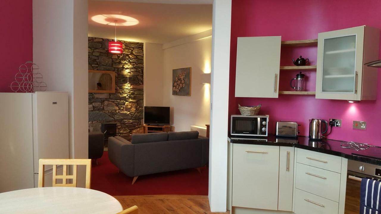 The Old Convent Holiday Apartments حصن أوغسطس المظهر الخارجي الصورة